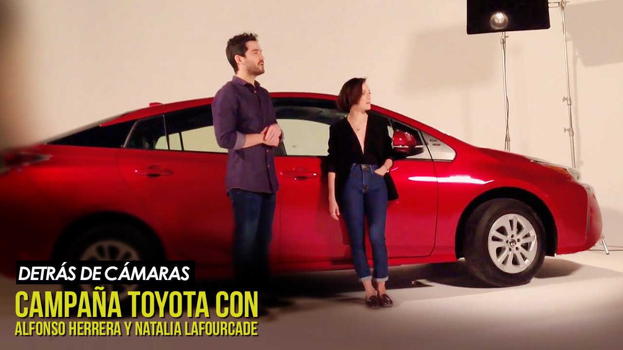 Read more about the article Natalia Lafourcade e Alfonso Herrera estrelam comercial da Toyota