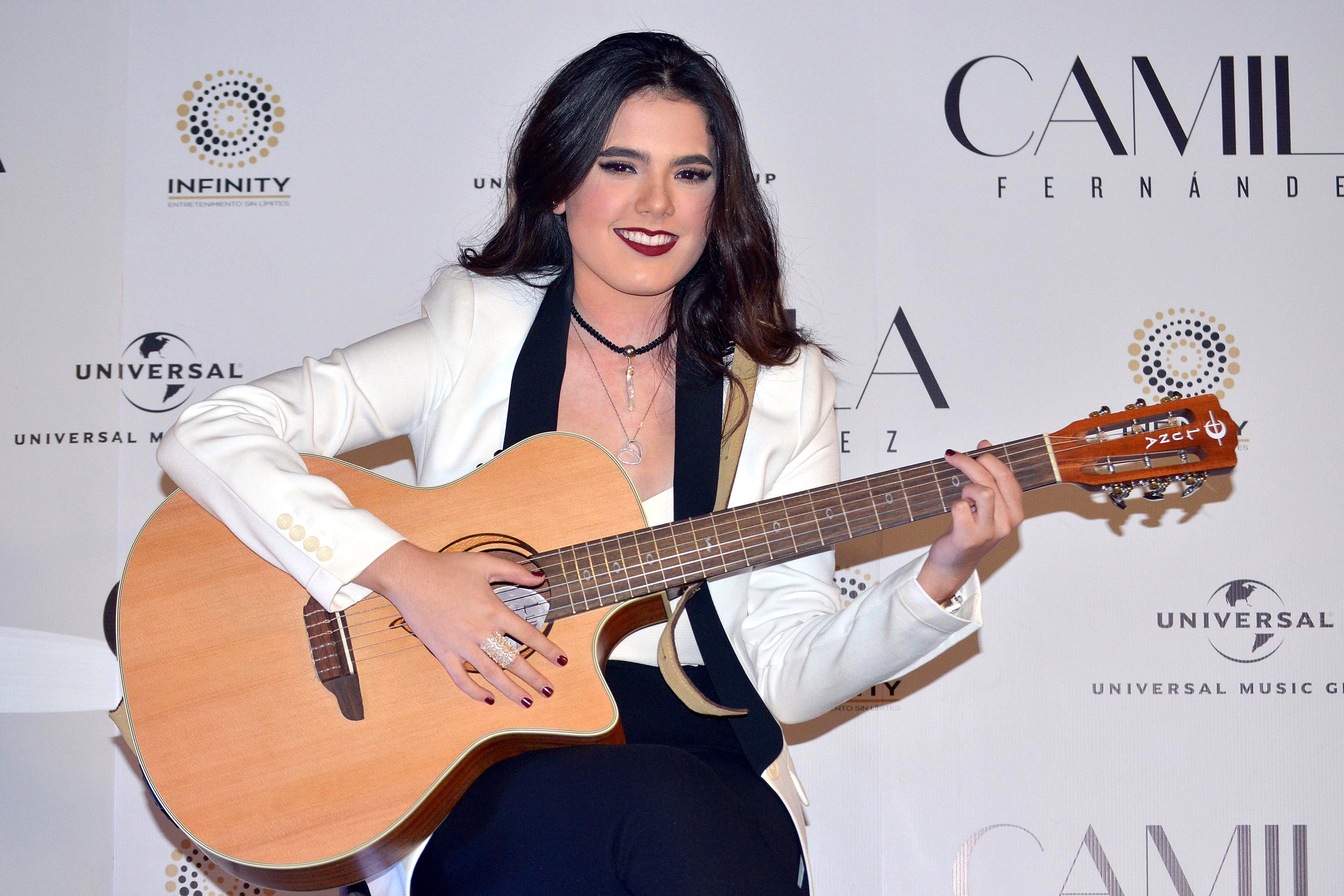 Read more about the article Camila Fernández lança single “Mío”